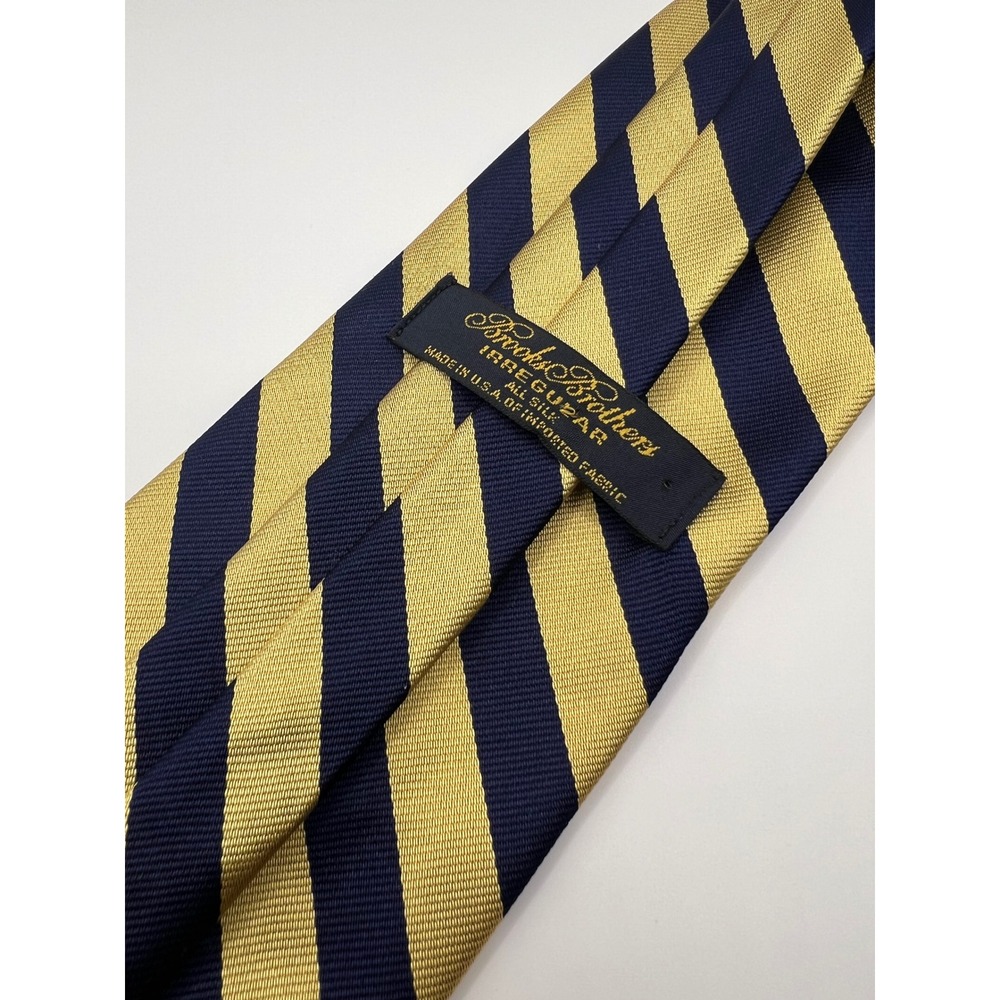Brooks Brothers Irregular Navy Blue Gold Silk Rep Stripe Tie Made in USA